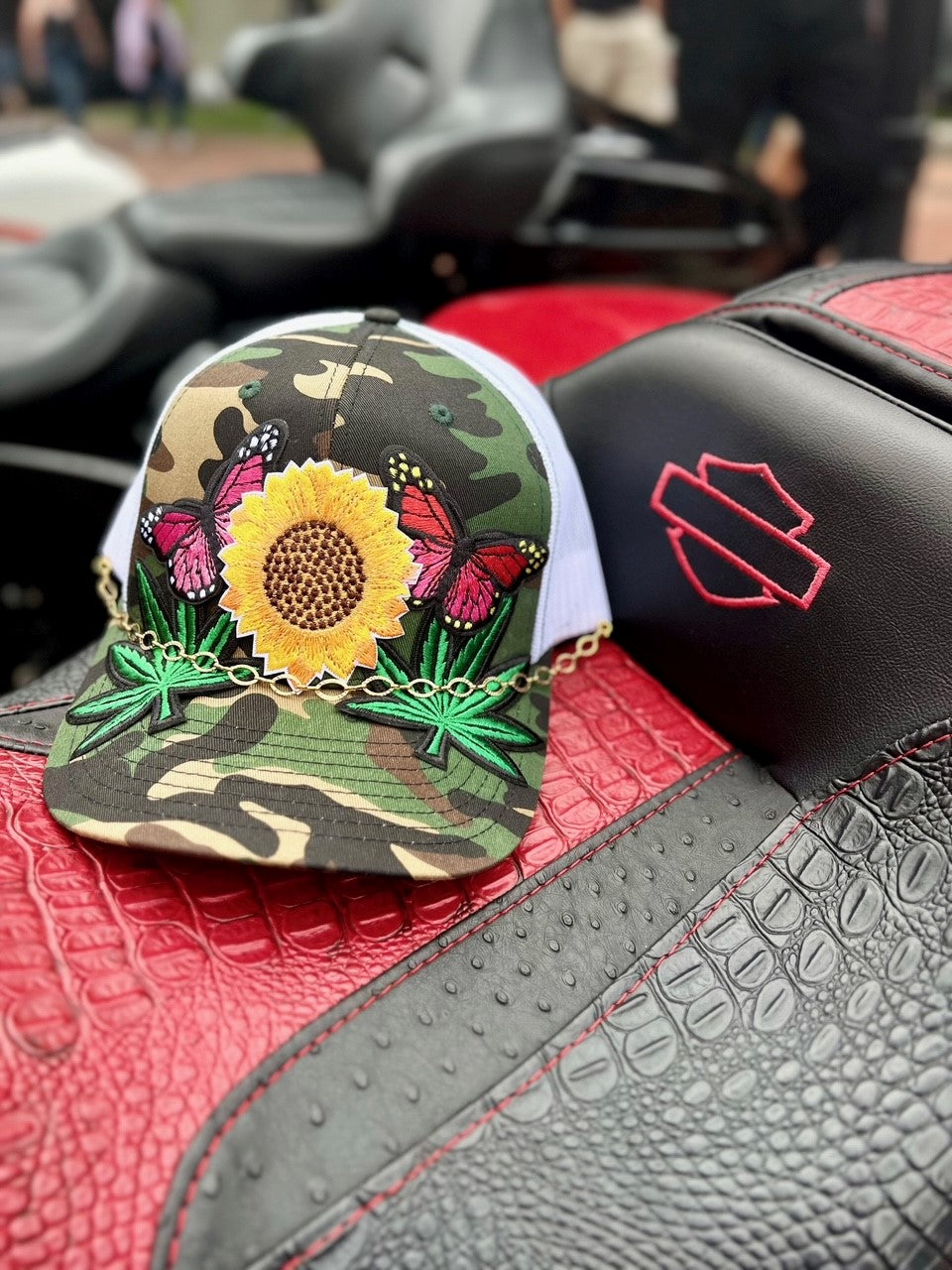 Snapback Daisies and Weed